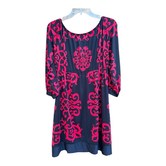 INC International Concepts Red Scroll Pattern on Black Background V-Neck Dress - Picture 3 of 9